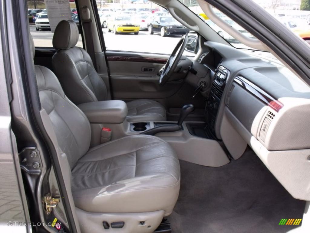 2004 Grand Cherokee Limited - Dark Khaki Pearl / Taupe photo #20