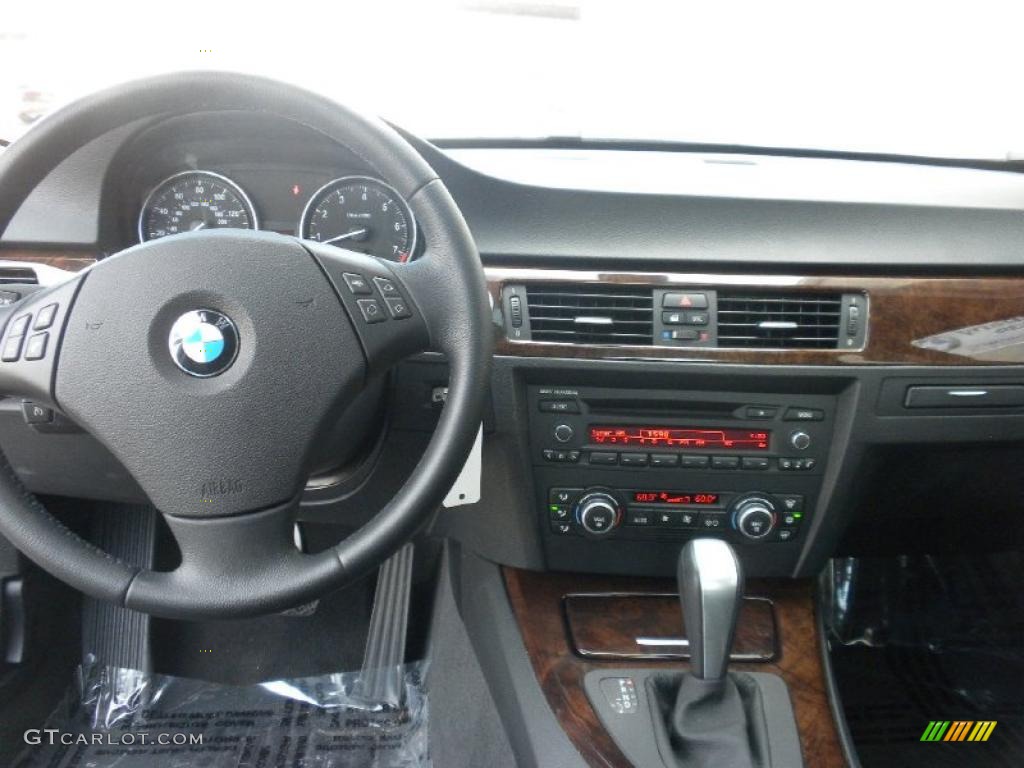 2009 3 Series 328i Sedan - Titanium Silver Metallic / Black photo #14