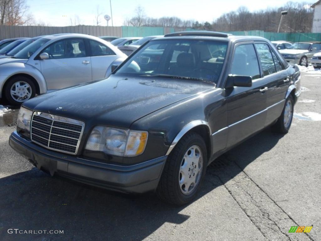 Anthracite Grey Metallic Mercedes-Benz E