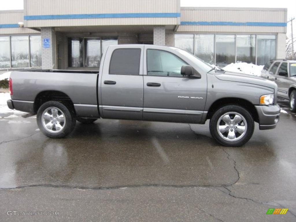 Bright Silver Metallic Dodge Ram 1500