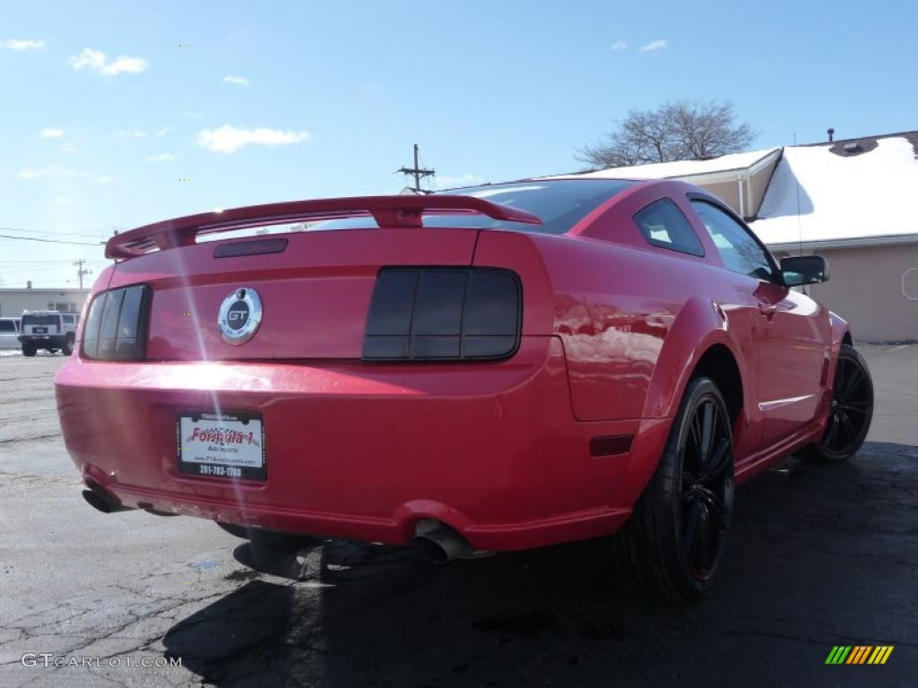 2006 Mustang GT Premium Coupe - Torch Red / Dark Charcoal photo #19