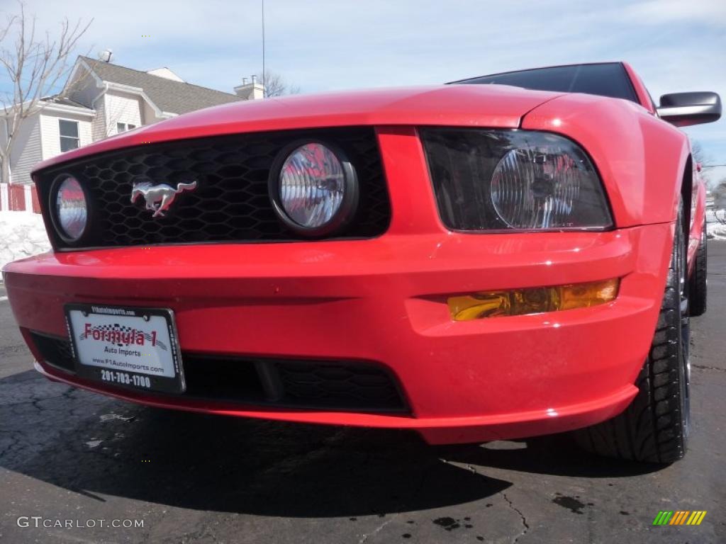 2006 Mustang GT Premium Coupe - Torch Red / Dark Charcoal photo #27