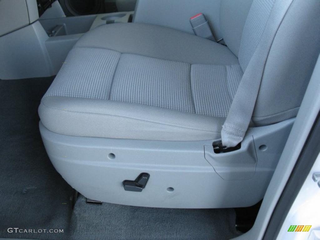 2009 Durango SLT - Bright White / Dark Slate Gray/Light Slate Gray photo #13