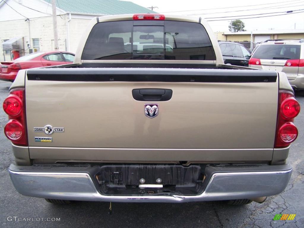 2008 Ram 1500 Lone Star Edition Quad Cab - Light Khaki Metallic / Khaki photo #4