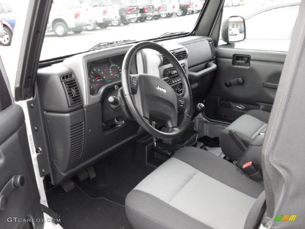 2006 Wrangler Unlimited 4x4 - Stone White / Dark Slate Gray photo #24