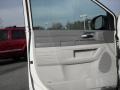 Stone White - Grand Caravan SE Photo No. 7