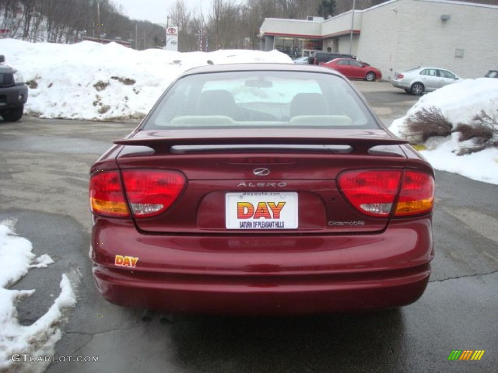 2003 Alero GL Coupe - Ruby Red Metallic / Neutral photo #3