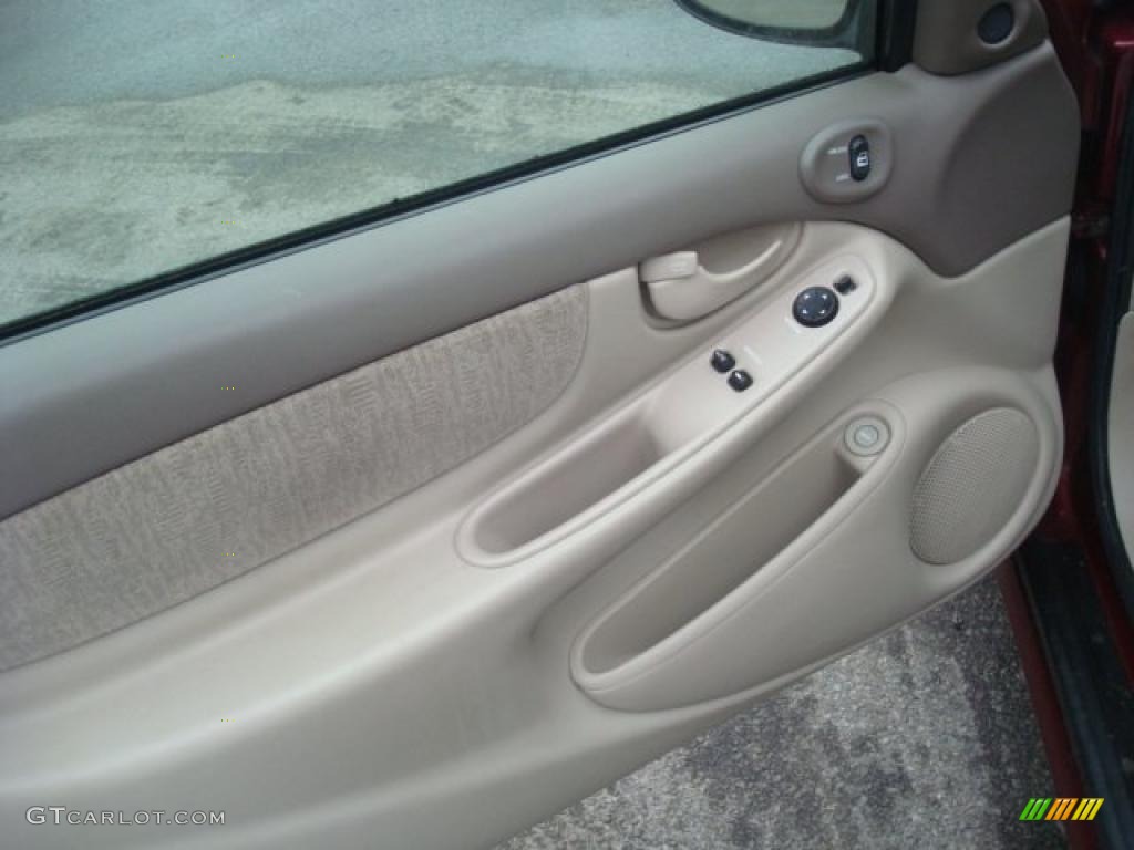 2003 Alero GL Coupe - Ruby Red Metallic / Neutral photo #11