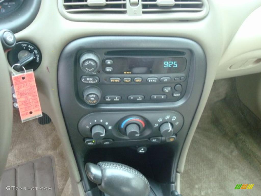 2003 Alero GL Coupe - Ruby Red Metallic / Neutral photo #13