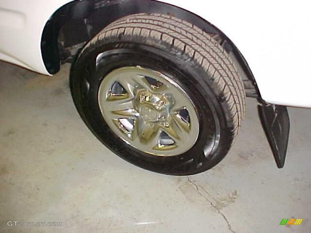 2004 Tacoma Xtracab - Super White / Oak photo #10