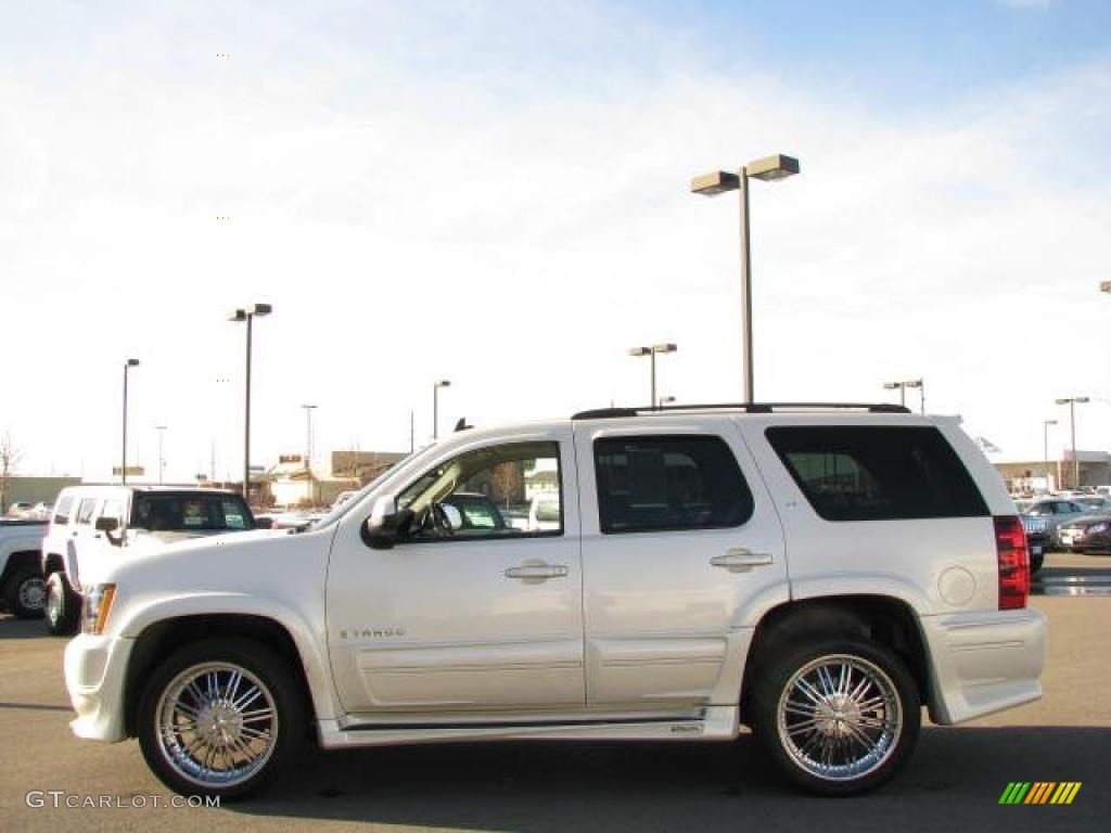 Summit White Chevrolet Tahoe