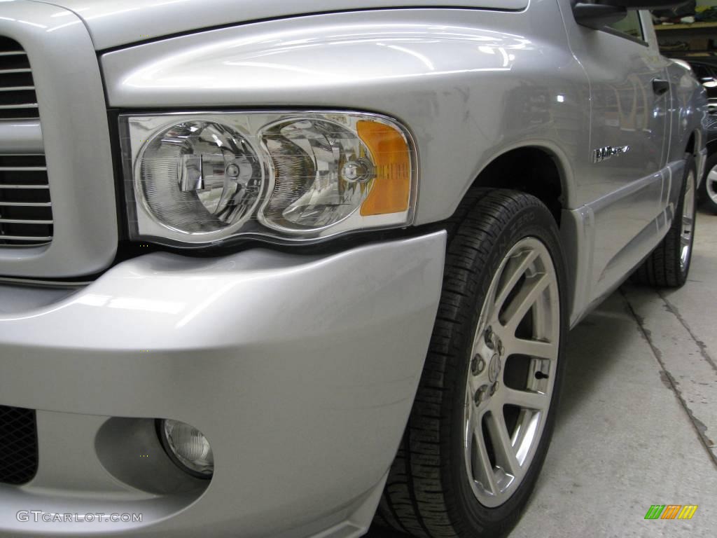 2004 Ram 1500 SRT-10 Regular Cab - Bright Silver Metallic / Dark Slate Gray photo #36