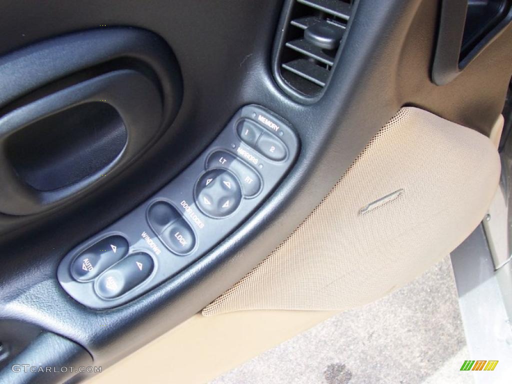 2000 Corvette Coupe - Light Pewter Metallic / Light Oak photo #9