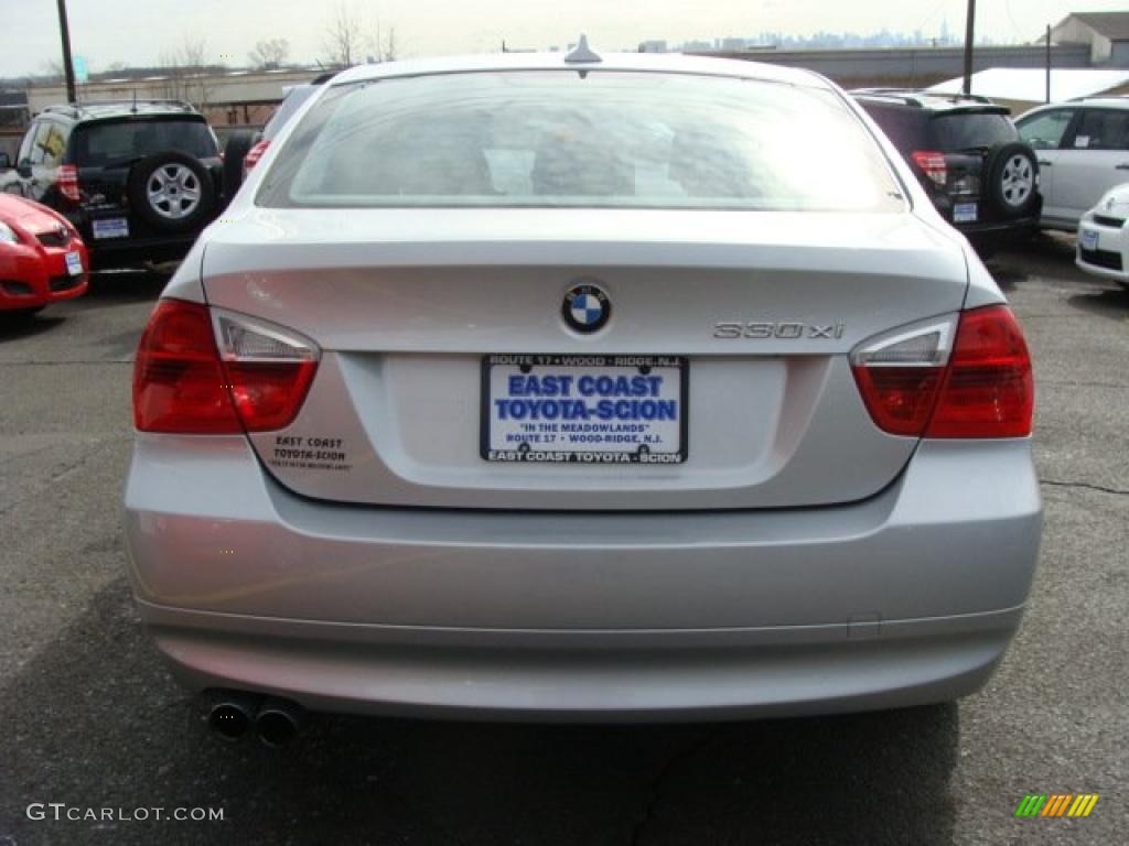 2006 3 Series 330xi Sedan - Titanium Silver Metallic / Grey photo #4