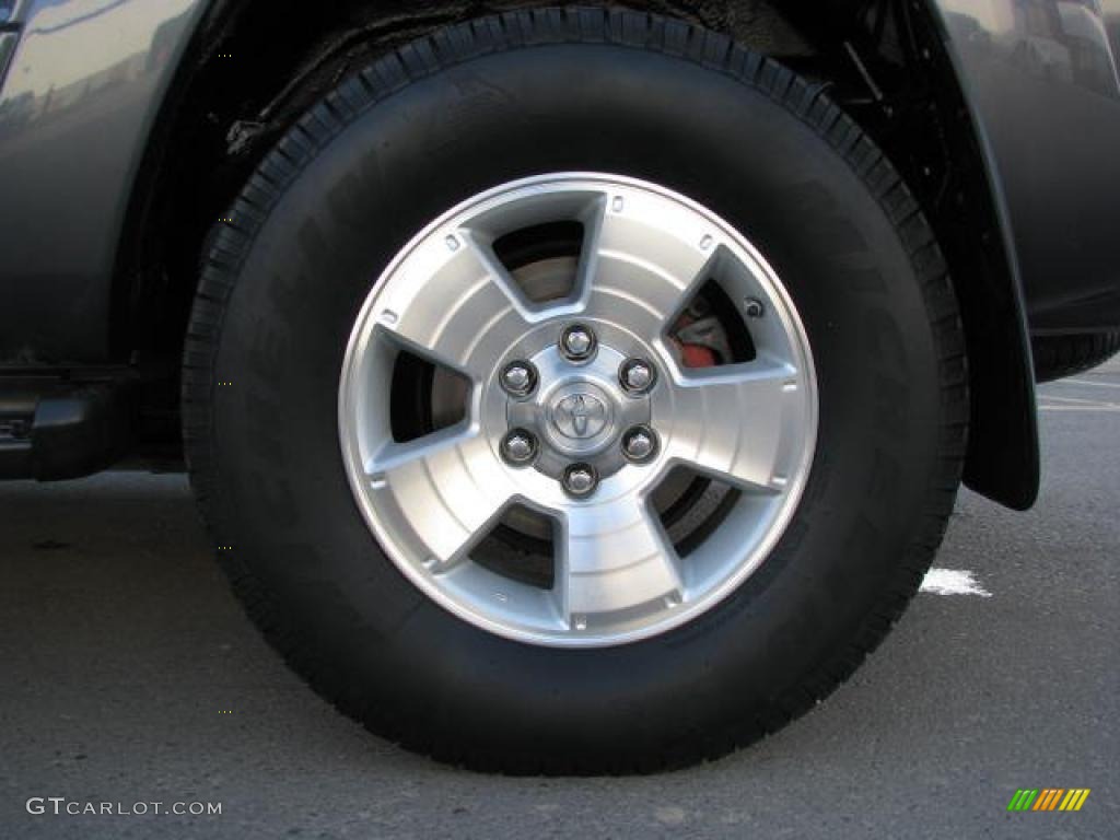 2004 4Runner SR5 4x4 - Galactic Gray Mica / Stone photo #9