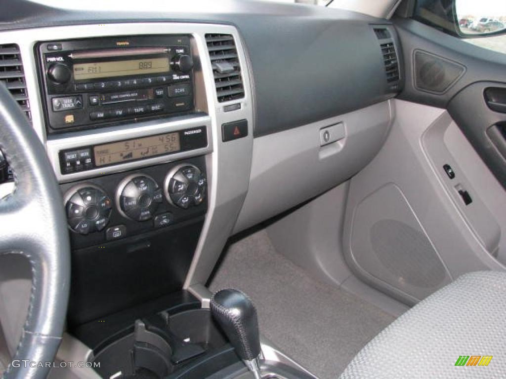 2004 4Runner SR5 4x4 - Galactic Gray Mica / Stone photo #15