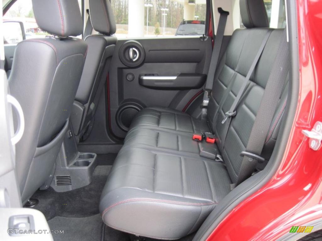 2007 Nitro R/T - Inferno Red Crystal Pearl / Dark Slate Gray photo #10