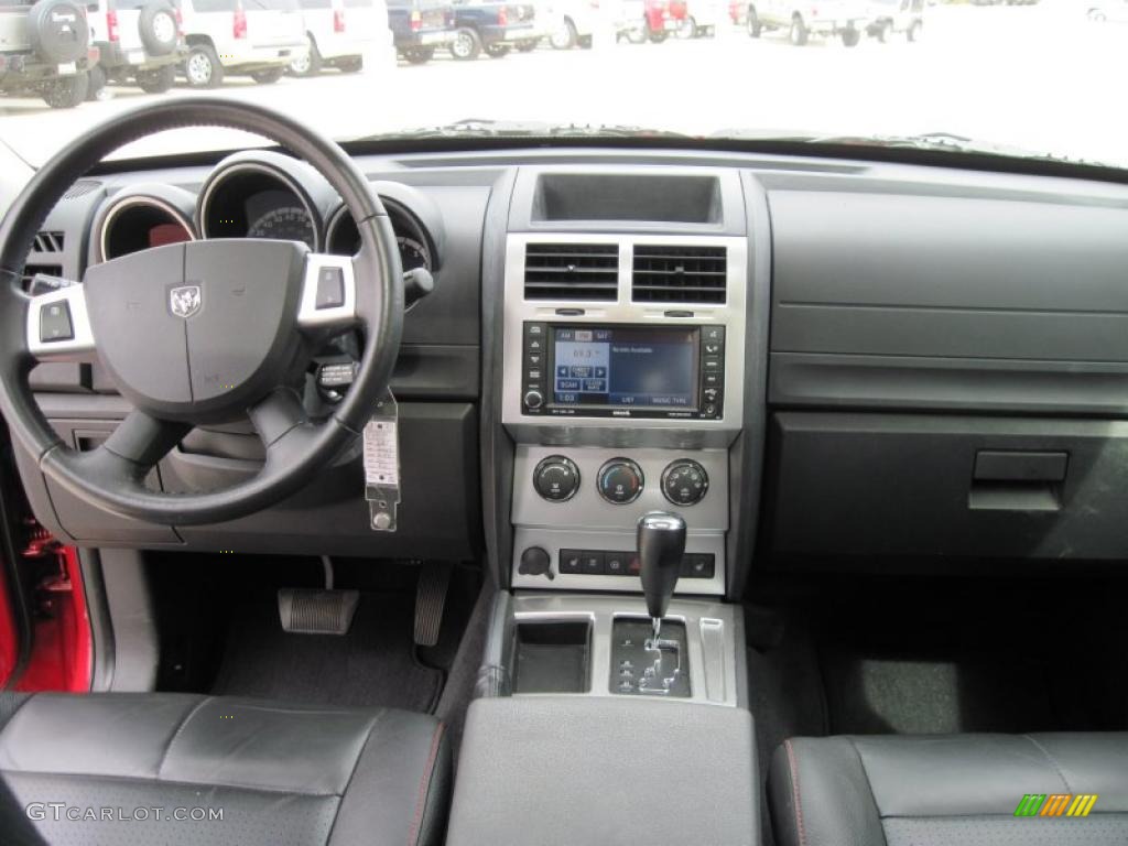 2007 Nitro R/T - Inferno Red Crystal Pearl / Dark Slate Gray photo #11