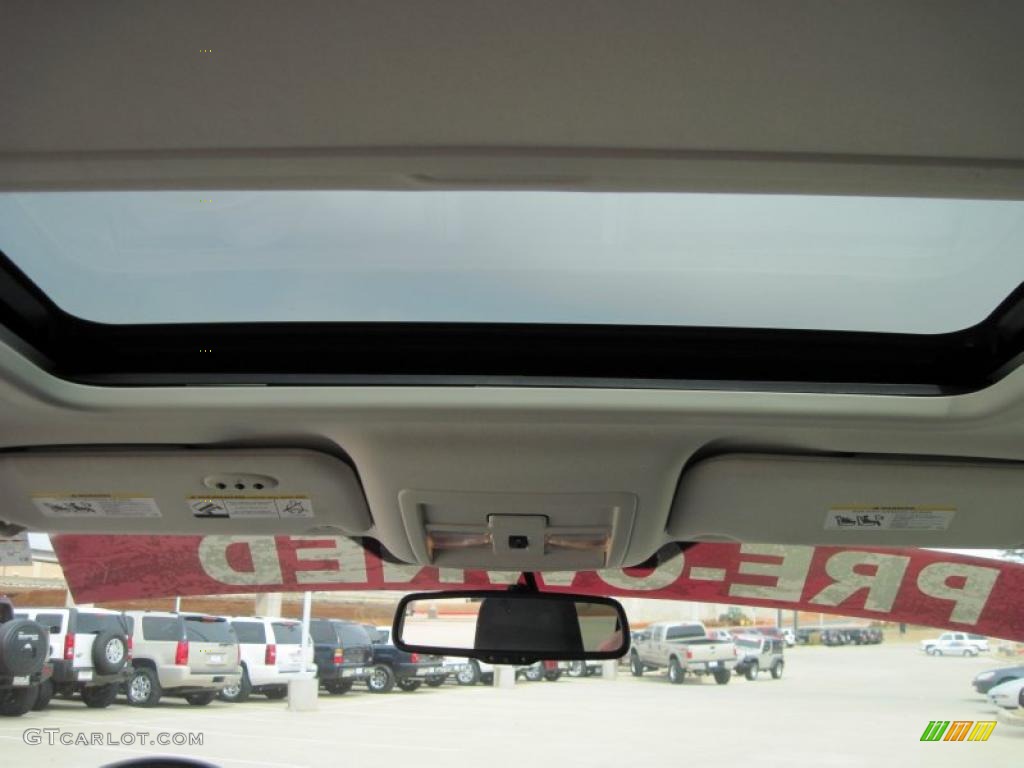 2007 Nitro R/T - Inferno Red Crystal Pearl / Dark Slate Gray photo #12