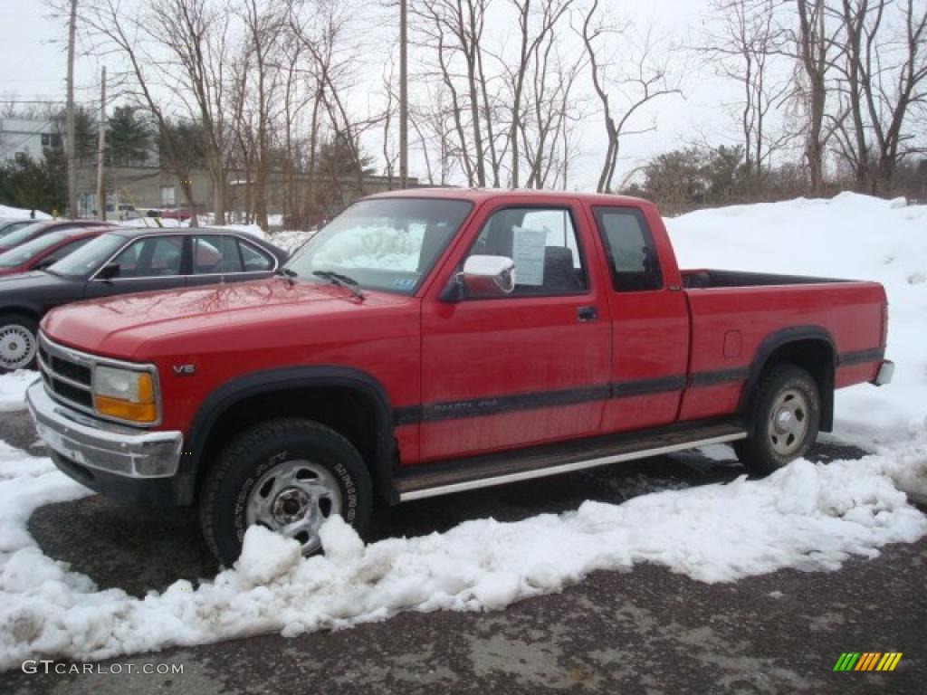 1996 Dakota SLT Extended Cab 4x4 - Poppy Red / Slate Gray photo #5