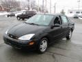 Pitch Black - Focus SE Sedan Photo No. 4