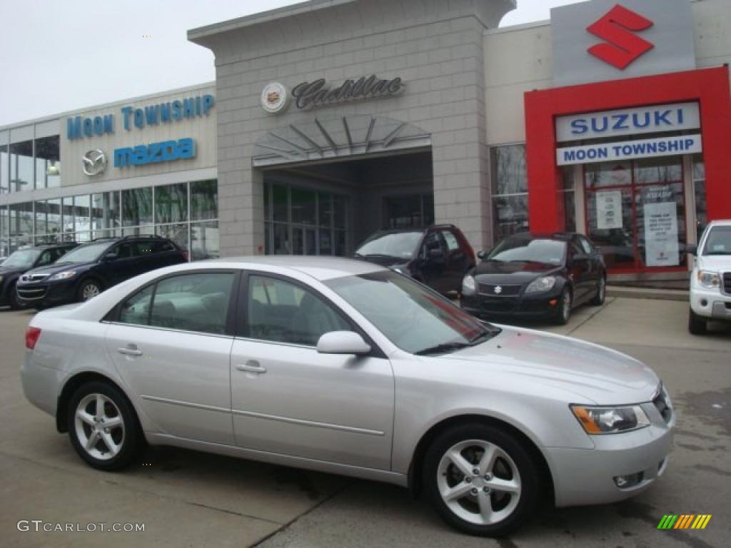 2007 Sonata SE V6 - Bright Silver / Gray photo #1