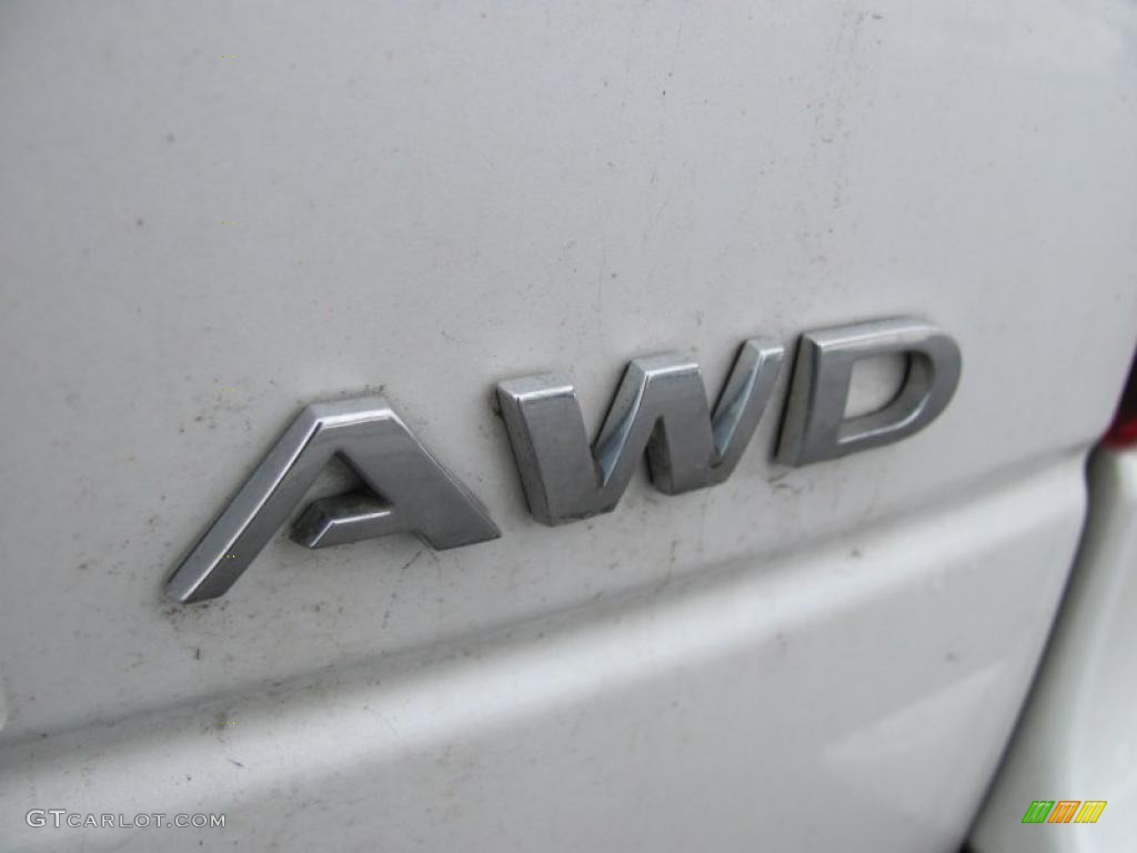 2007 XL7 Luxury AWD - Pearl White / Beige photo #3