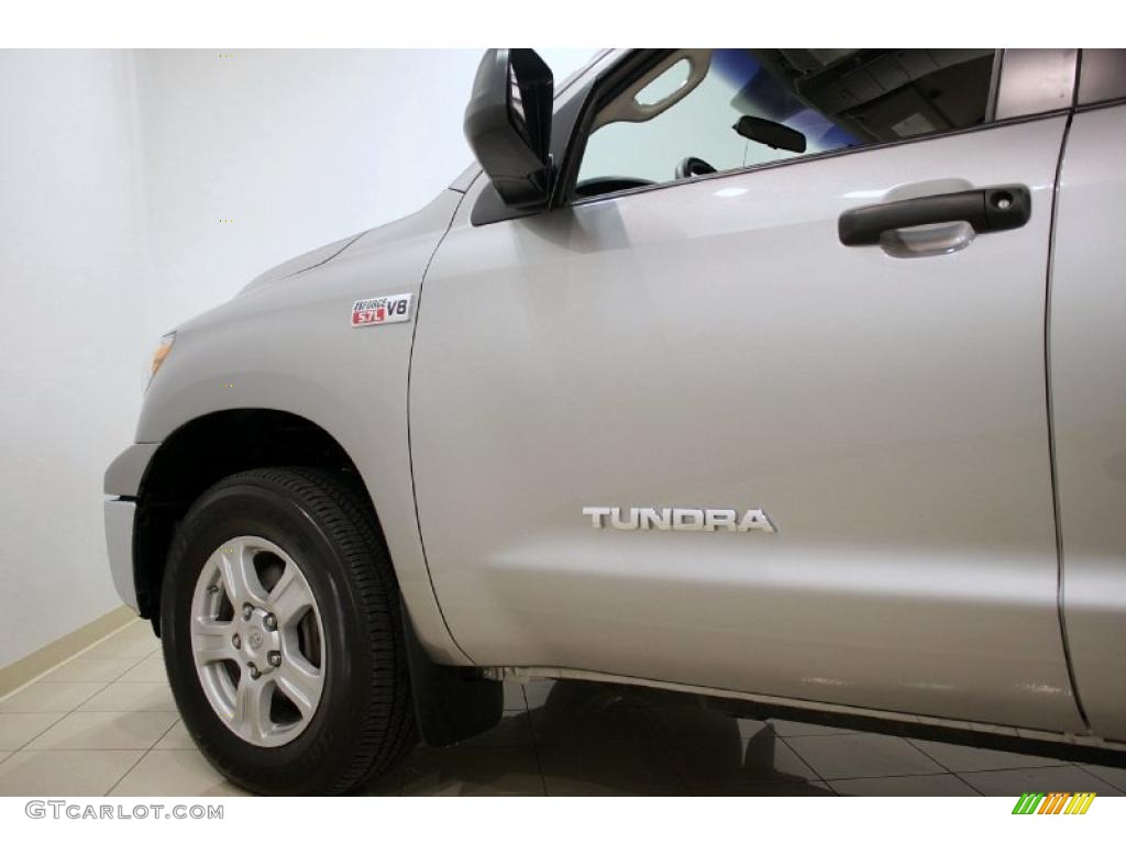 2008 Tundra SR5 Double Cab 4x4 - Silver Sky Metallic / Black photo #20
