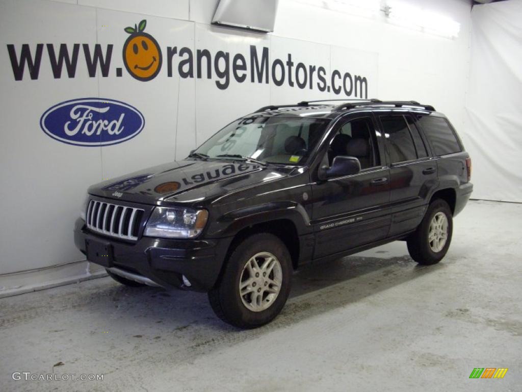 Graphite Metallic Jeep Grand Cherokee