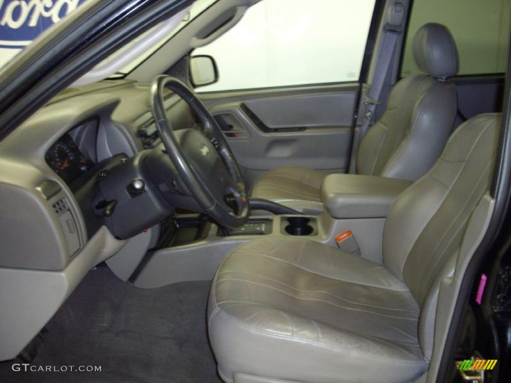 2004 Grand Cherokee Laredo 4x4 - Graphite Metallic / Dark Slate Gray photo #12