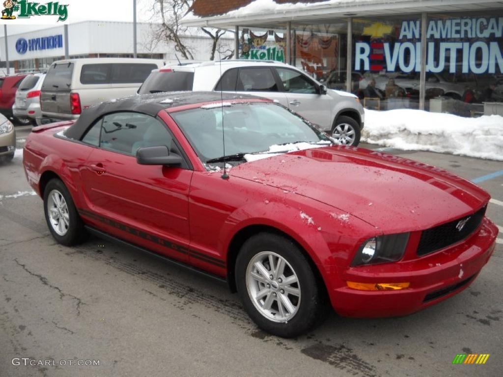 2008 Mustang V6 Premium Convertible - Dark Candy Apple Red / Light Graphite photo #1