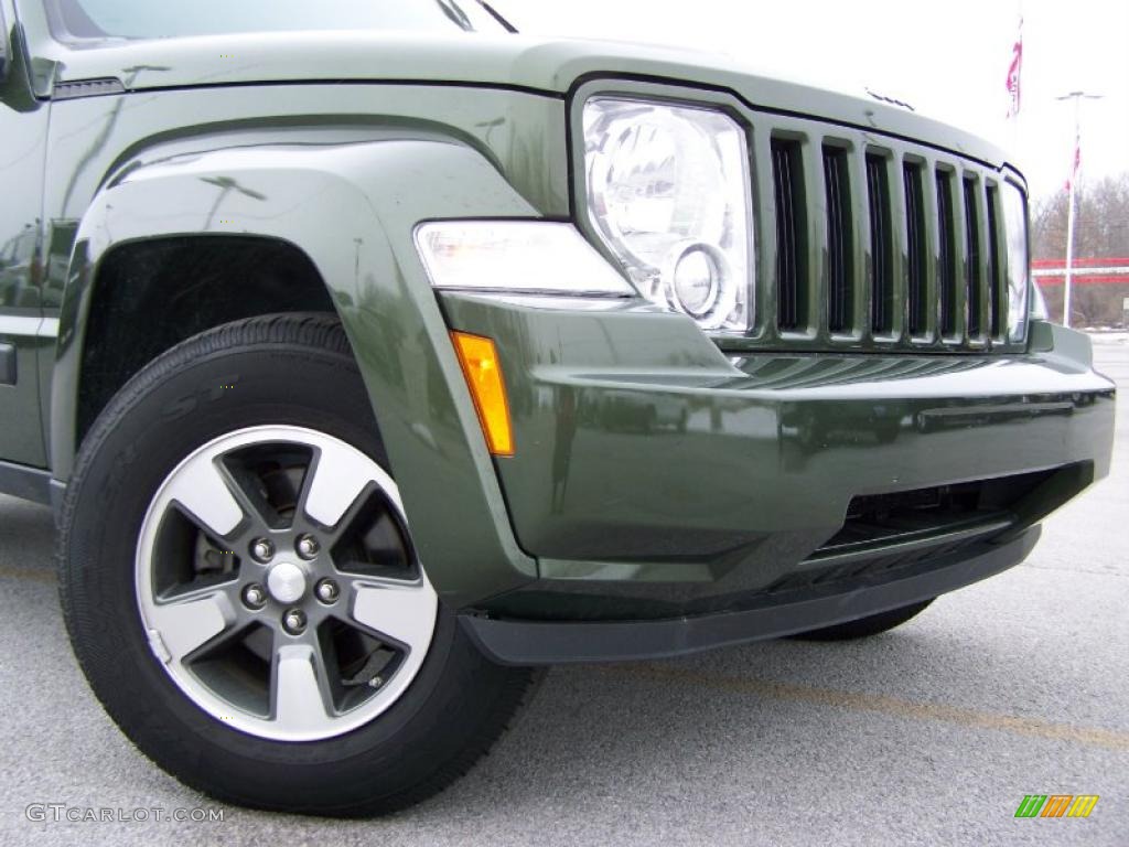 2008 Liberty Sport 4x4 - Jeep Green Metallic / Pastel Slate Gray photo #2