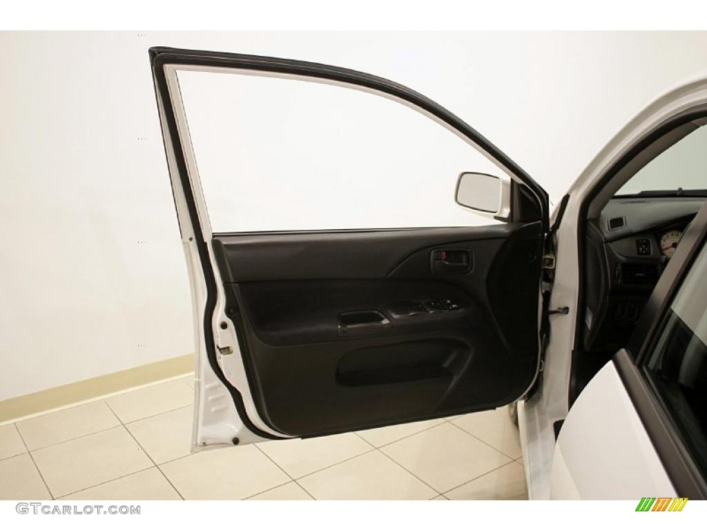 2005 Lancer OZ Rally - Diamond White Pearl / Black photo #8