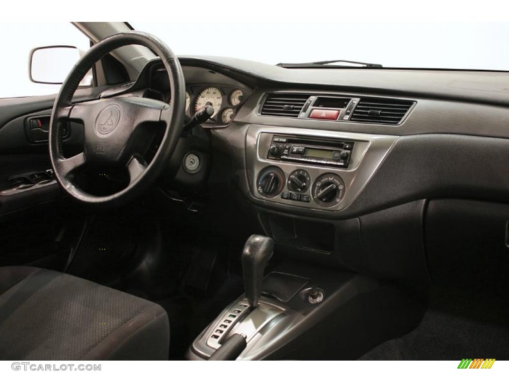 2005 Lancer OZ Rally - Diamond White Pearl / Black photo #16