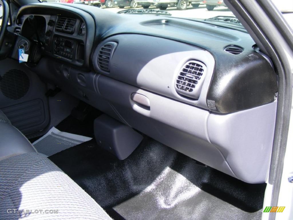 2001 Ram 1500 ST Club Cab - Graphite Gray Metallic / Agate photo #29