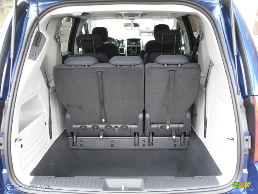 2010 Grand Caravan SXT - Deep Water Blue Pearl Coat / Medium Slate Gray/Light Shale photo #16
