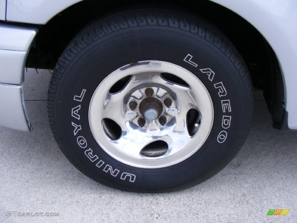 2002 F150 XL Regular Cab - Silver Metallic / Medium Graphite photo #13