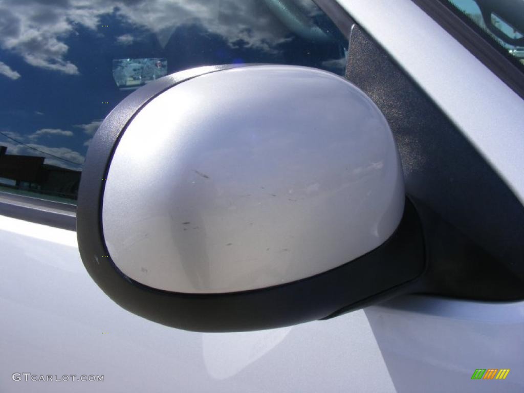 2002 F150 XL Regular Cab - Silver Metallic / Medium Graphite photo #18