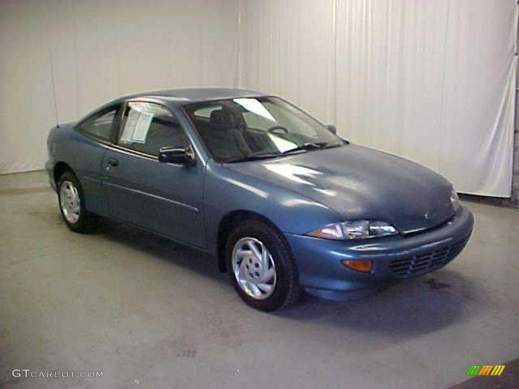 1997 Cavalier Coupe - Medium Opal Blue Metallic / Light Gray photo #1