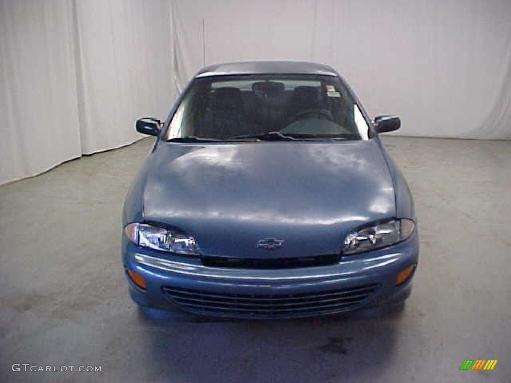 1997 Cavalier Coupe - Medium Opal Blue Metallic / Light Gray photo #2