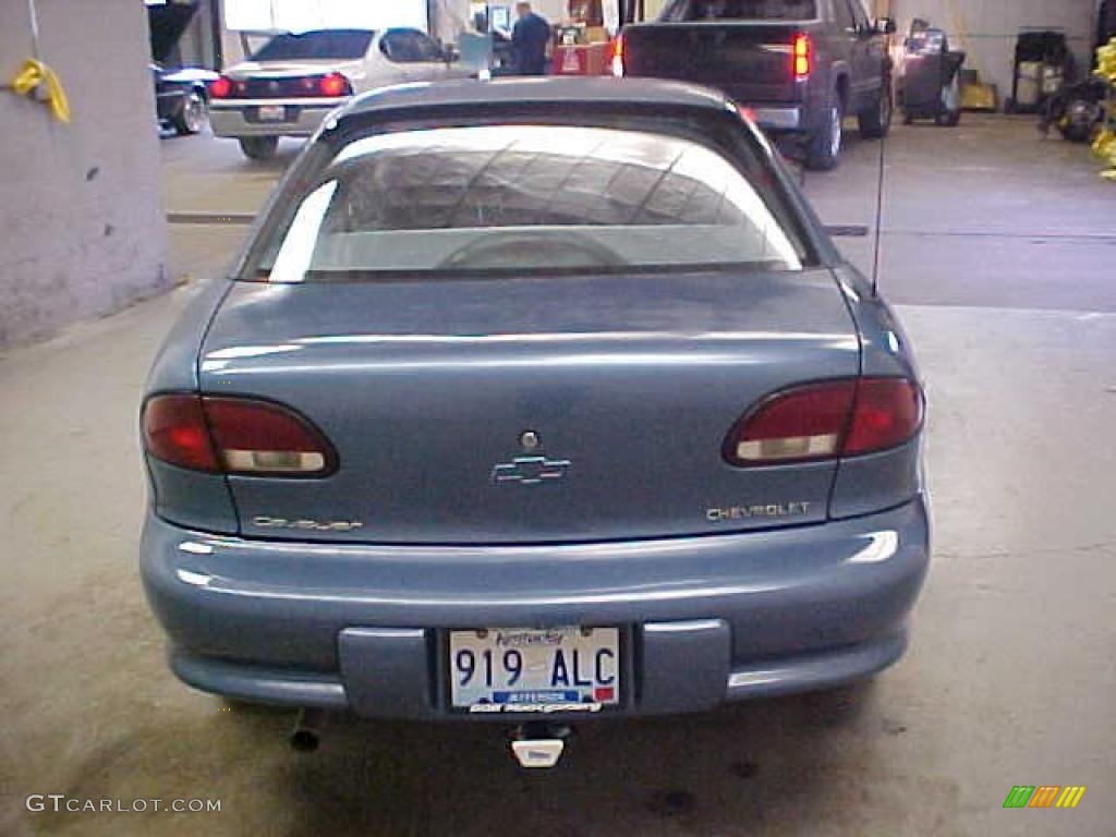 1997 Cavalier Coupe - Medium Opal Blue Metallic / Light Gray photo #13