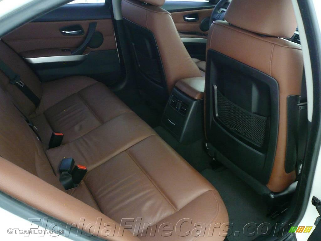 2006 3 Series 330i Sedan - Alpine White / Natural Brown photo #15