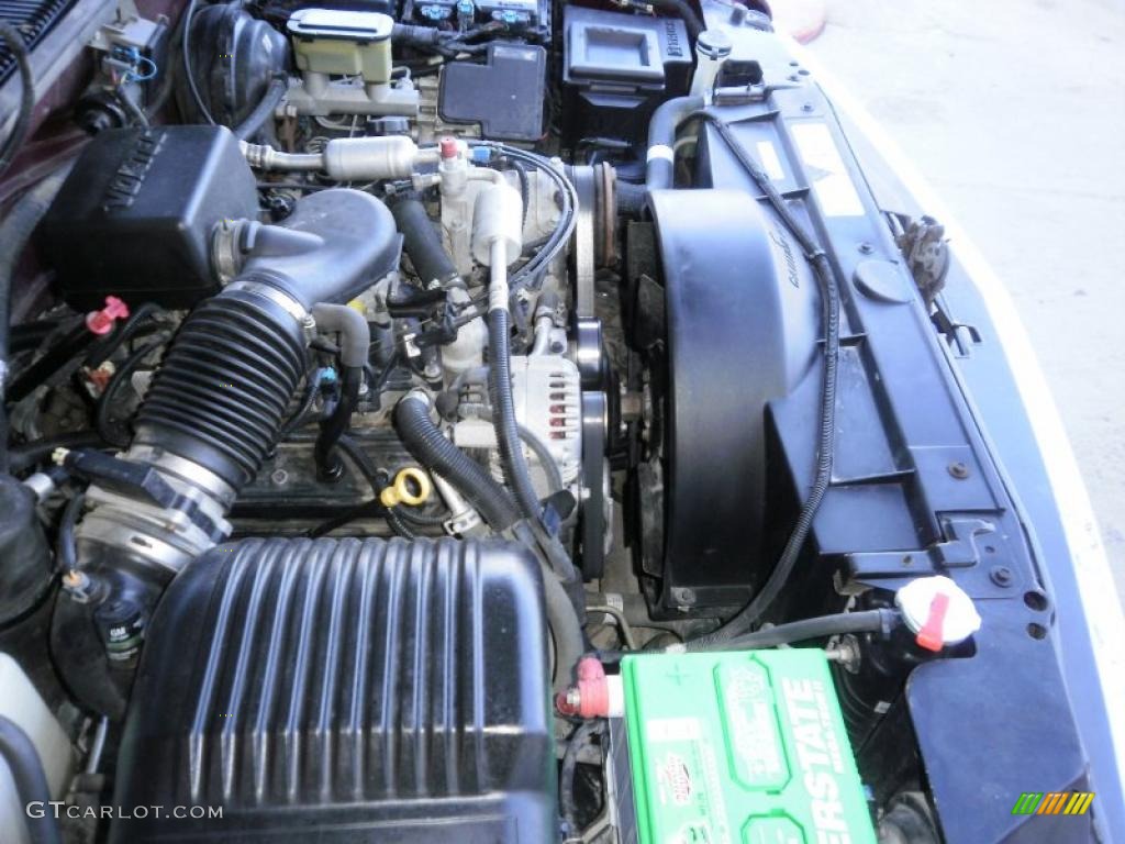 1996 C/K K1500 Silverado Regular Cab 4x4 - Dark Hunt Club Red Metallic / Red photo #18