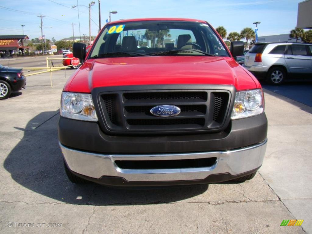 2006 F150 XL Regular Cab - Bright Red / Tan photo #3