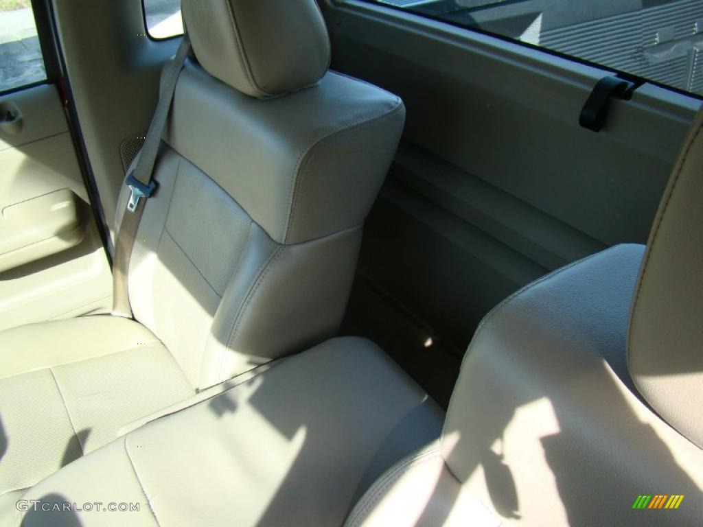 2006 F150 XL Regular Cab - Bright Red / Tan photo #18