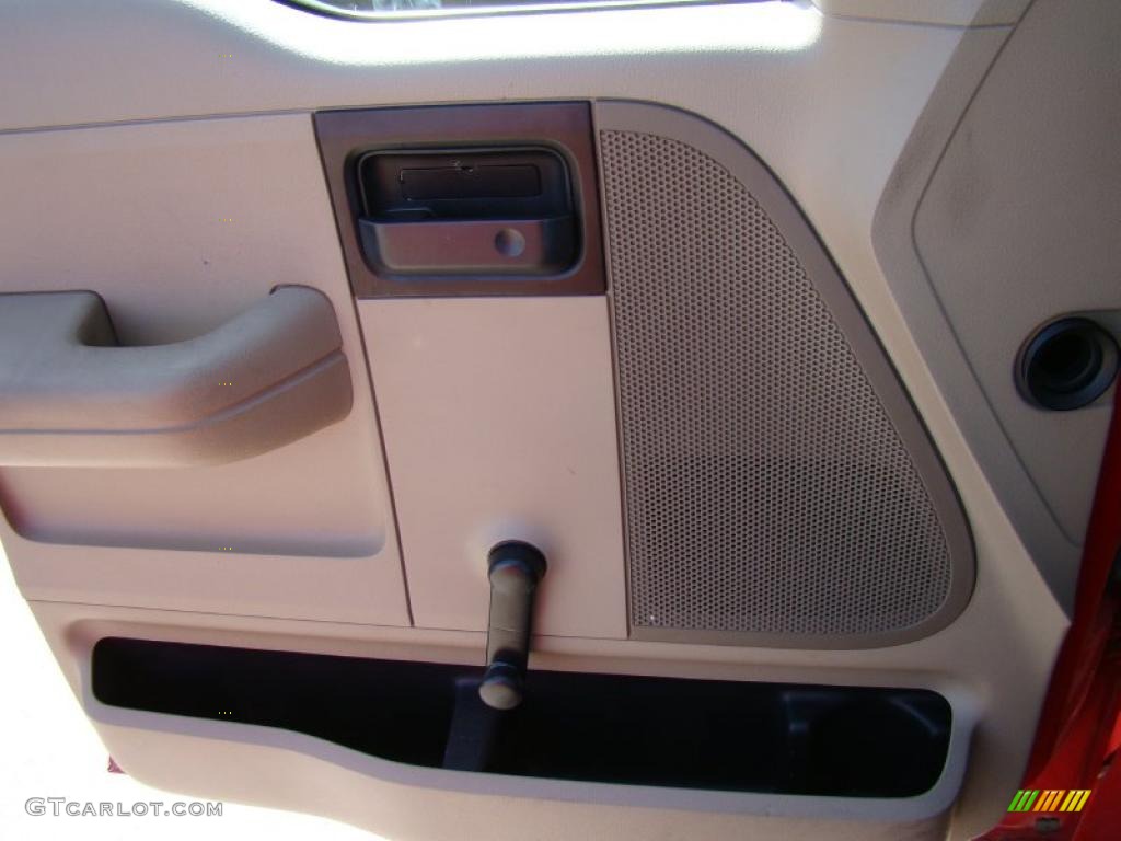 2006 F150 XL Regular Cab - Bright Red / Tan photo #19