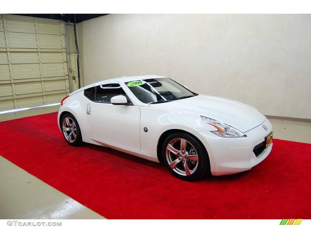 2009 370Z Touring Coupe - Pearl White / Black Leather photo #1