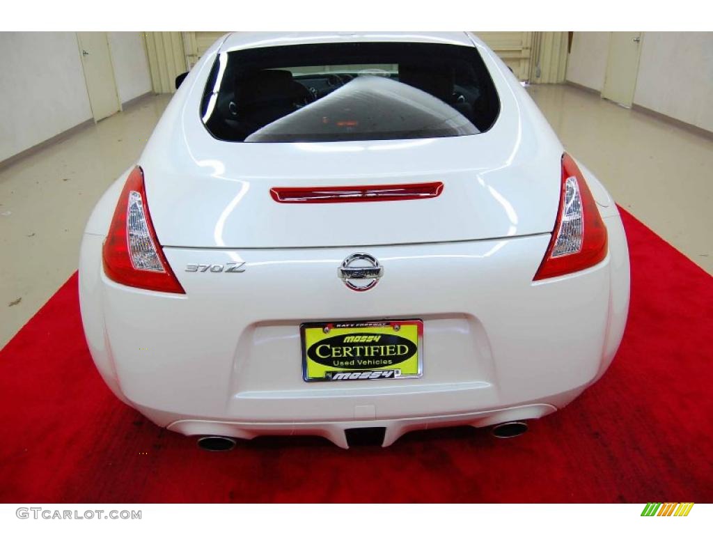 2009 370Z Touring Coupe - Pearl White / Black Leather photo #8