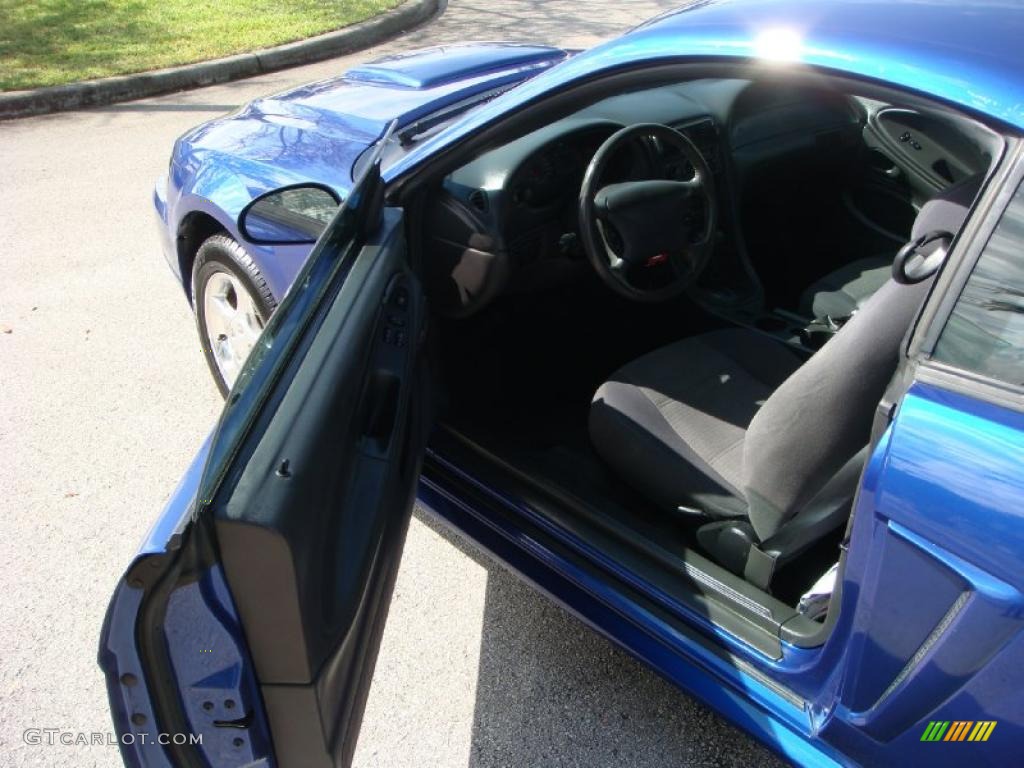 2003 Mustang V6 Coupe - Sonic Blue Metallic / Dark Charcoal photo #9