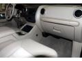 2003 Oxford White Ford Expedition Eddie Bauer  photo #36